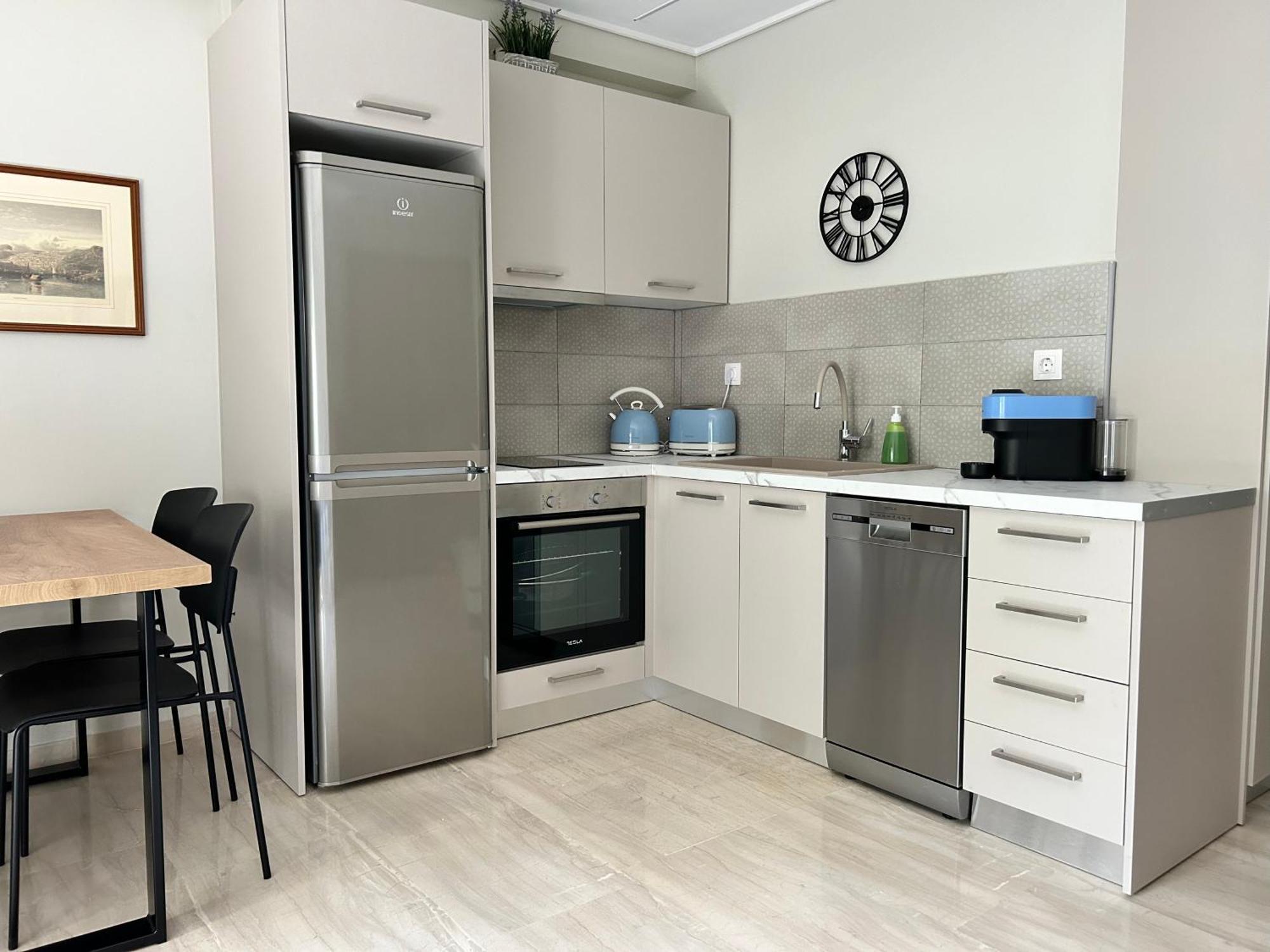 Evrou 21A Metropolitan Suite Athens Ngoại thất bức ảnh